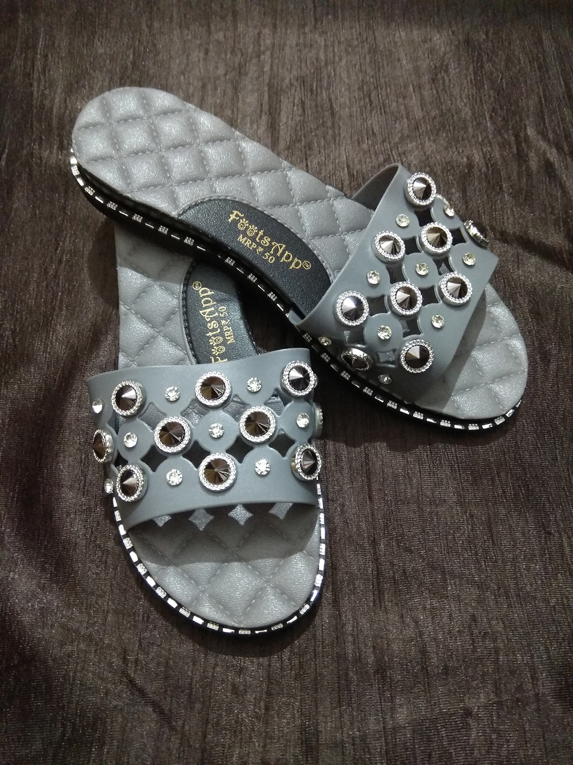 footsapp flip flops